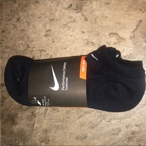 ❗️FREE PAIR OF SOCKS WITH EVERY SHOE PURCHASE😃❗️